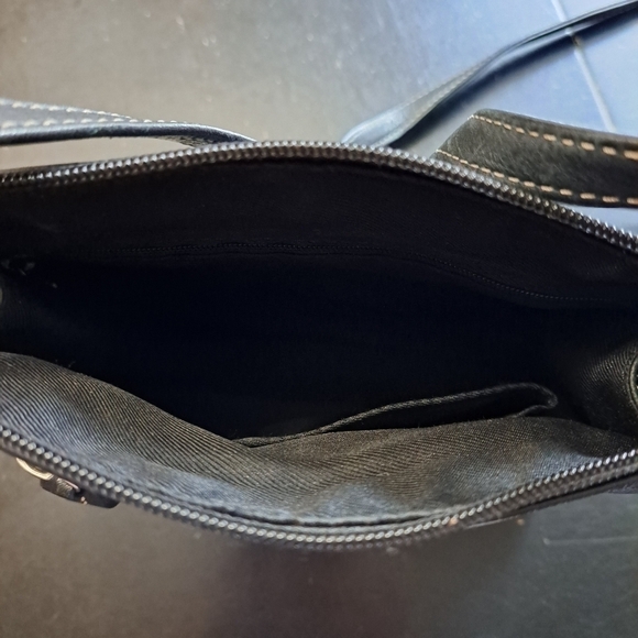 Fossil Black Pebbled Leather Crossbody Bag - Picture 3 of 9